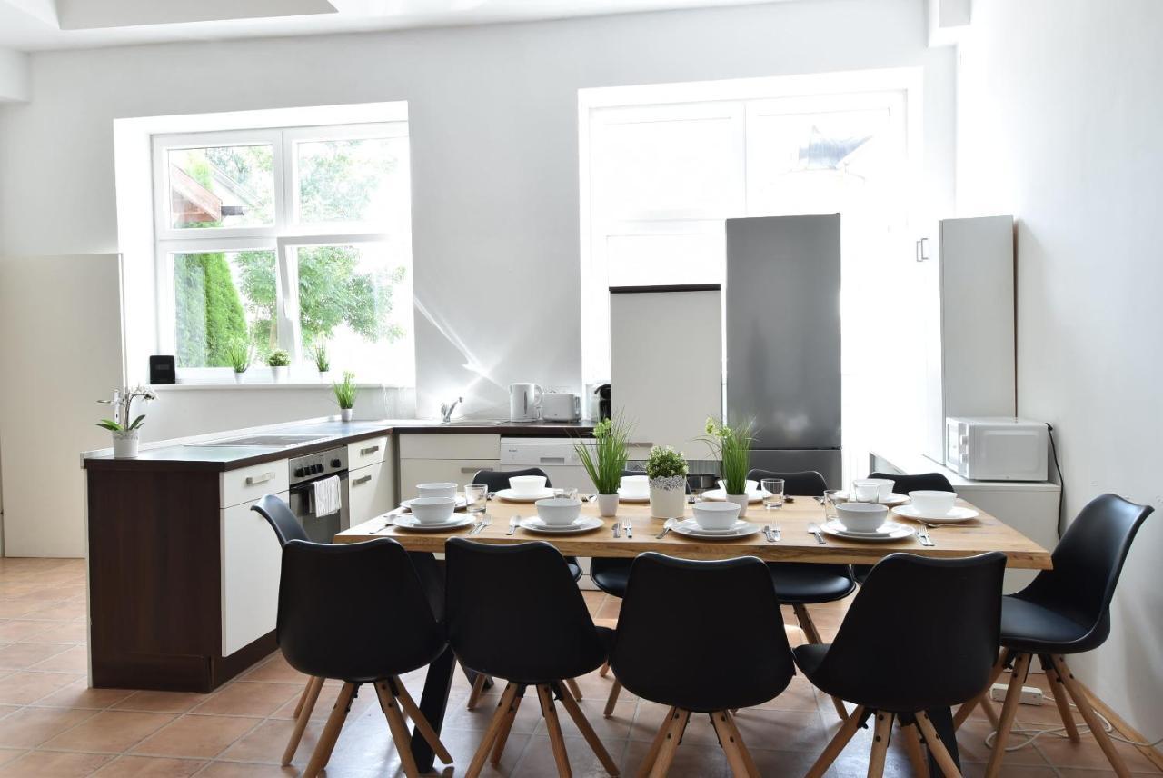Huge Apartment In Awesome Location With Parking Innsbruck Exterior photo