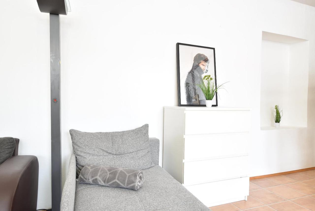 Huge Apartment In Awesome Location With Parking Innsbruck Exterior photo