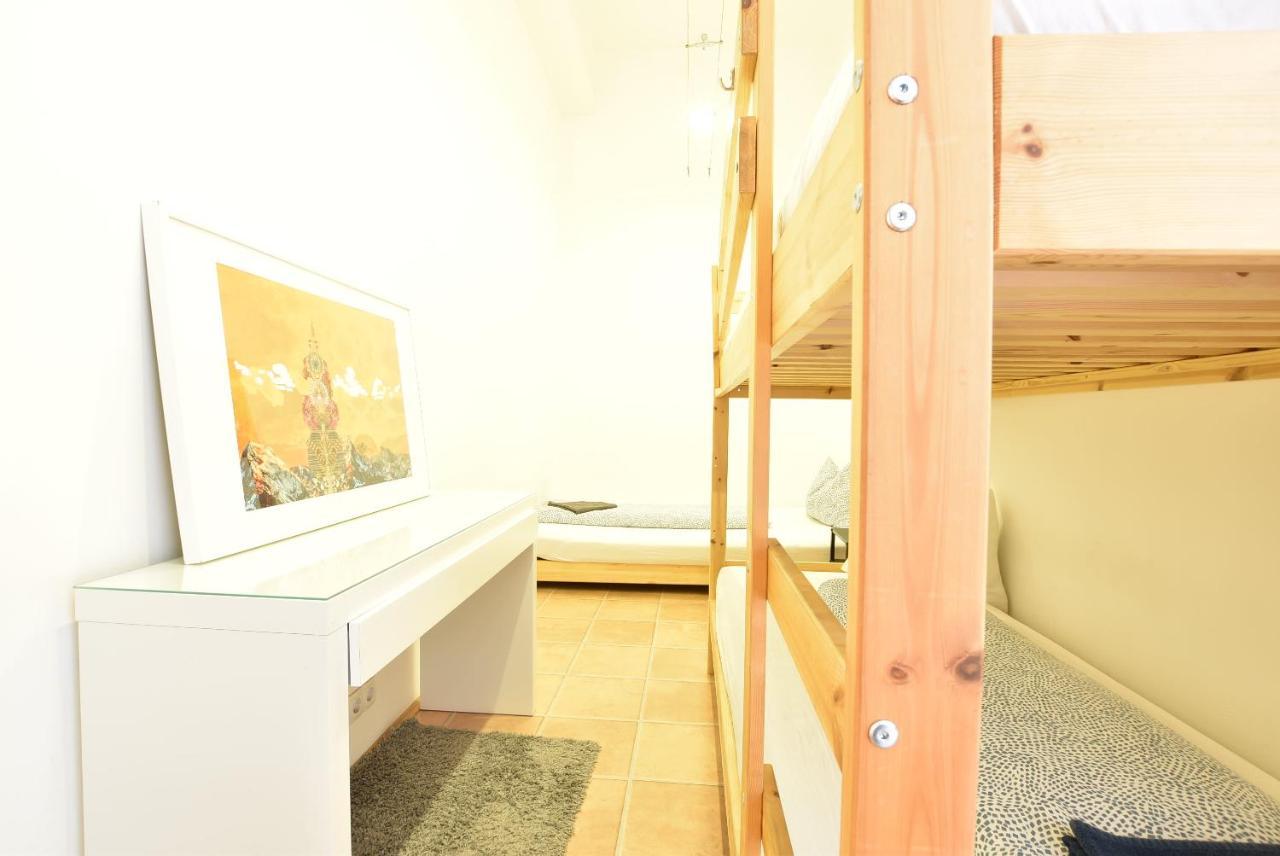 Huge Apartment In Awesome Location With Parking Innsbruck Exterior photo